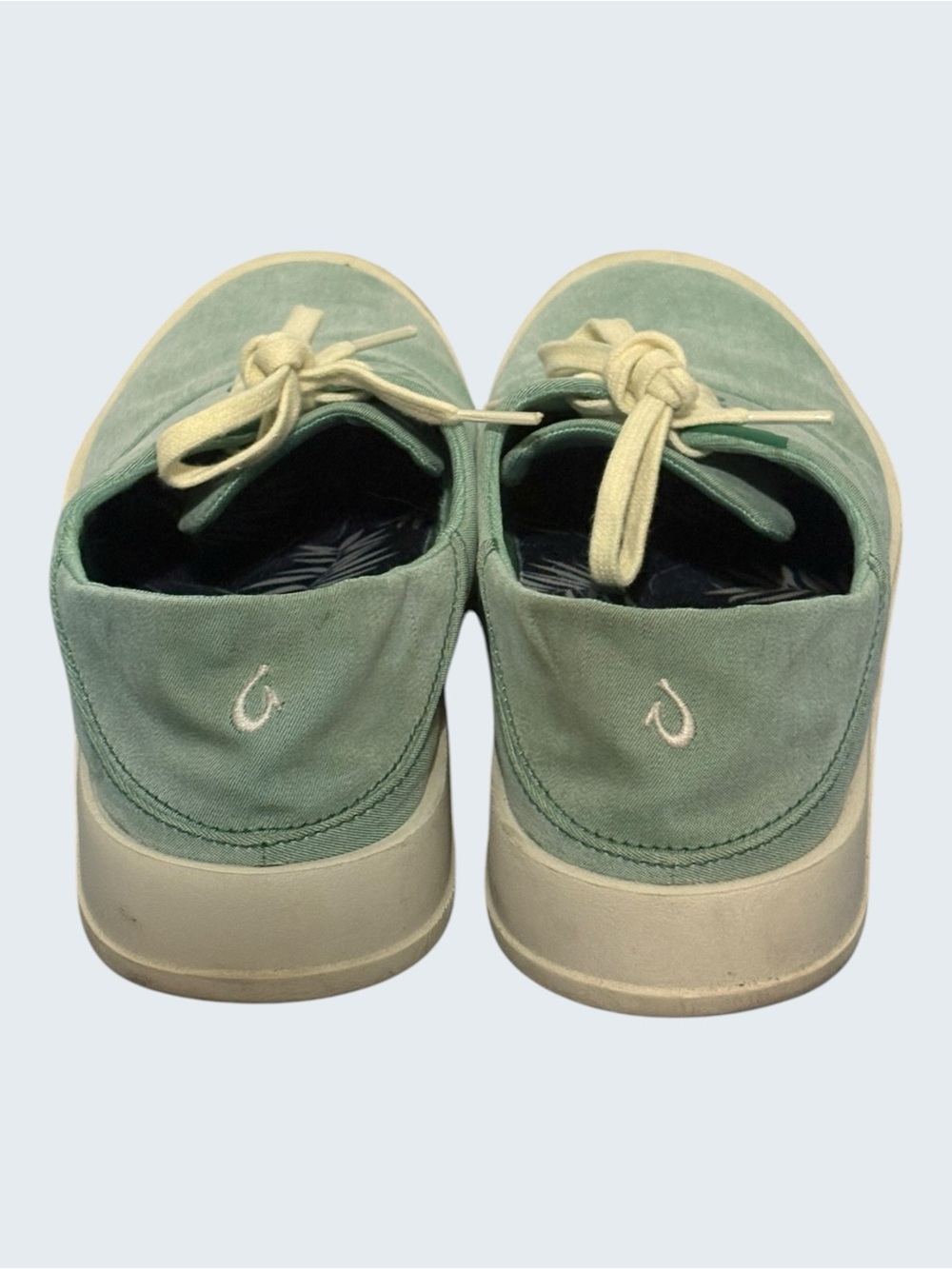 OluKai Men's Tradewind sneakers featuring a versatile convertible slip-on heel - Picture 5 of 7